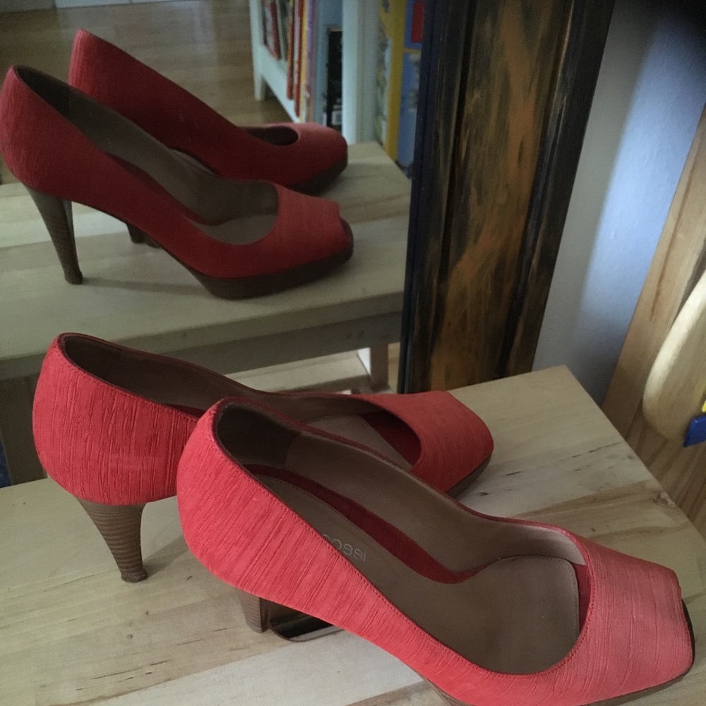 Sergio Rossi Suede Classic Coral Red Brown Heels